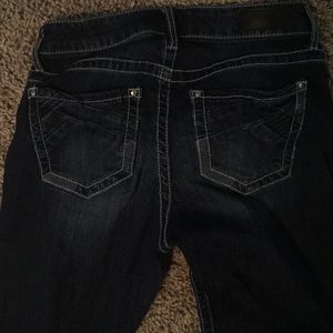 Daytrip Buckle Jean Capri